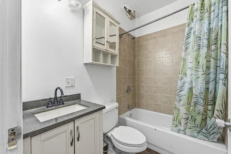 327 South Richmond Street Chicago IL 60612