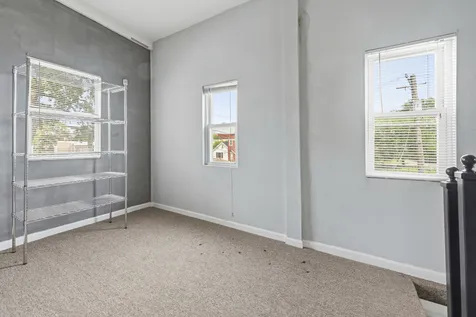 327 South Richmond Street Chicago IL 60612
