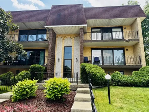 4019 West 93rd Street Oak Lawn IL 60453