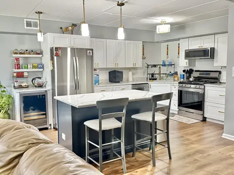 4019 West 93rd Street Oak Lawn IL 60453