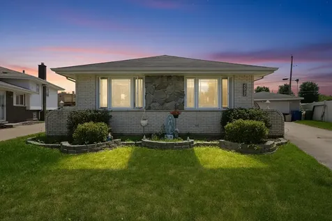 4517 110TH Place Oak Lawn IL 60453