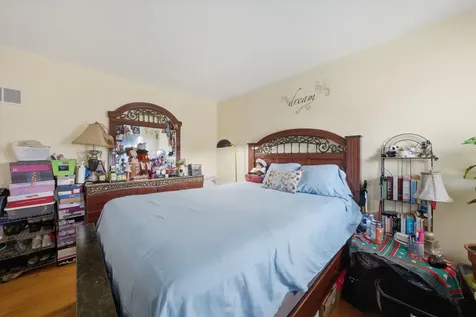 4517 110TH Place Oak Lawn IL 60453