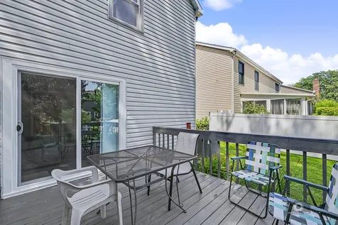 392 Basswood Court Carol Stream IL 60188