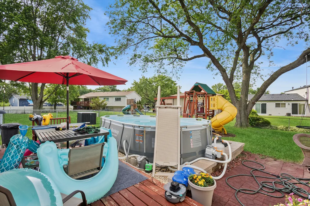 330 Shield Court Bolingbrook IL 60440