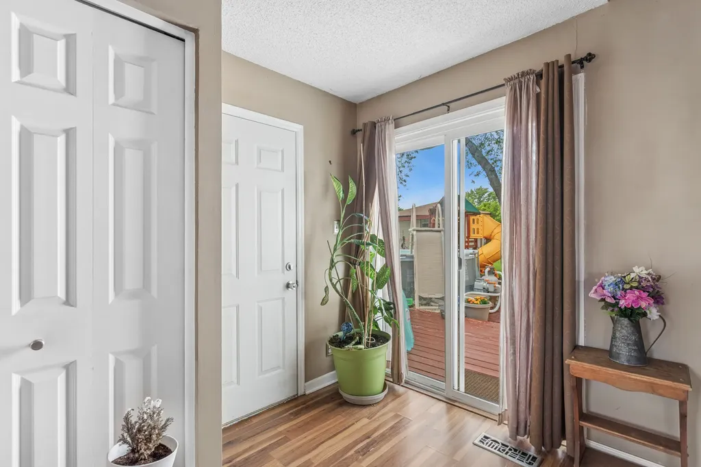 330 Shield Court Bolingbrook IL 60440