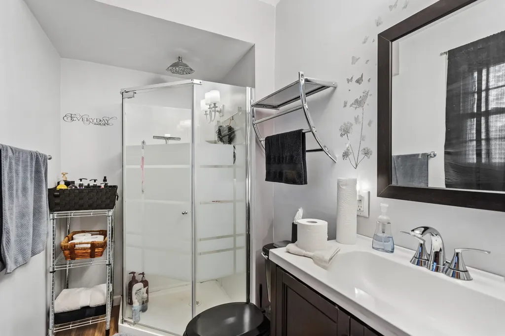 330 Shield Court Bolingbrook IL 60440