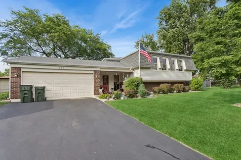 330 Shield Court Bolingbrook IL 60440