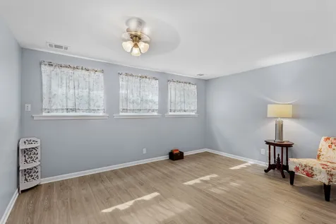 330 Shield Court Bolingbrook IL 60440