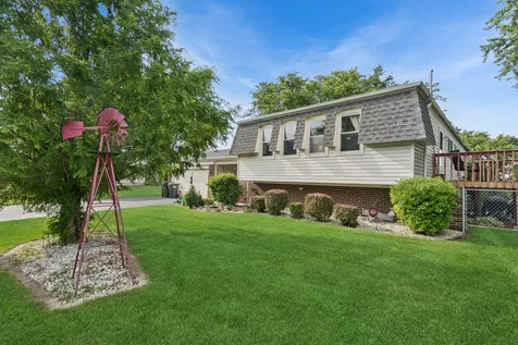 330 Shield Court Bolingbrook IL 60440