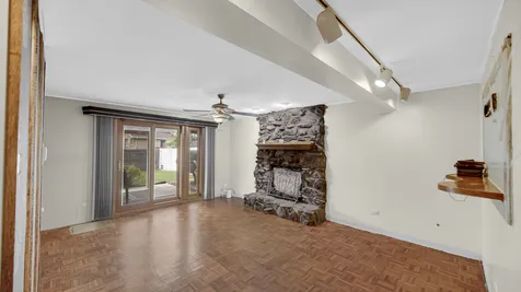 9236 South Karlov Avenue Oak Lawn IL 60453
