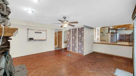 9236 South Karlov Avenue Oak Lawn IL 60453