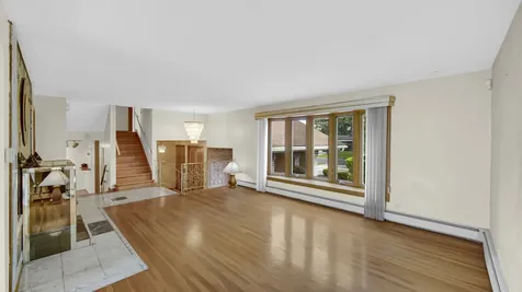 9236 South Karlov Avenue Oak Lawn IL 60453