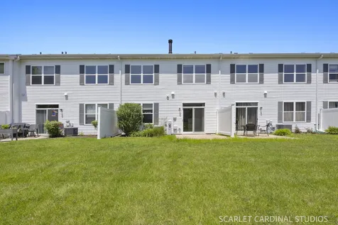 392 Bluegrass Parkway Oswego IL 60543