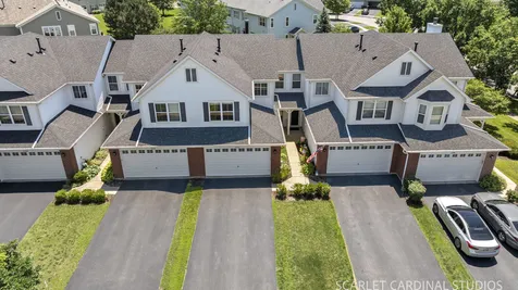 392 Bluegrass Parkway Oswego IL 60543