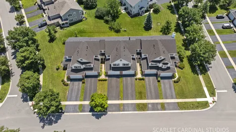 392 Bluegrass Parkway Oswego IL 60543