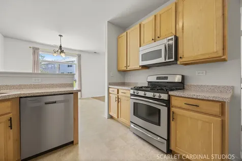 392 Bluegrass Parkway Oswego IL 60543