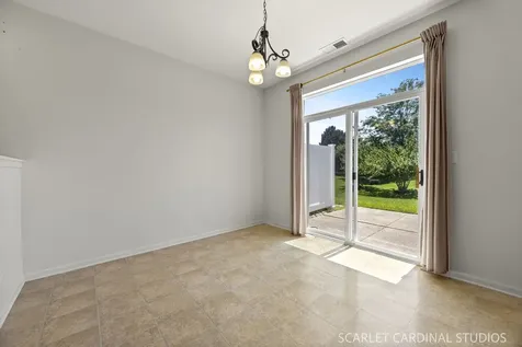 392 Bluegrass Parkway Oswego IL 60543