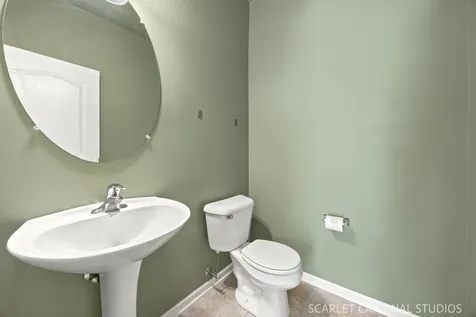 392 Bluegrass Parkway Oswego IL 60543