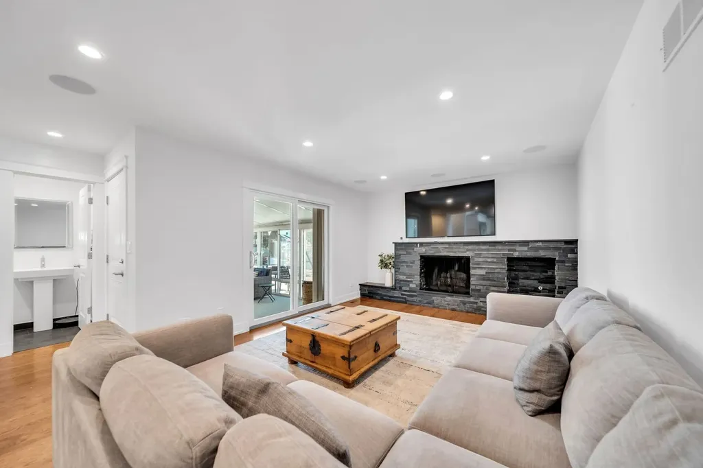 13513 South 84th Avenue Orland Park IL 60462