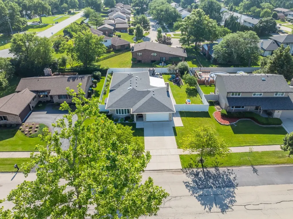 13513 South 84th Avenue Orland Park IL 60462