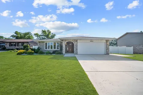 13513 South 84th Avenue Orland Park IL 60462