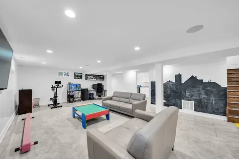 13513 South 84th Avenue Orland Park IL 60462