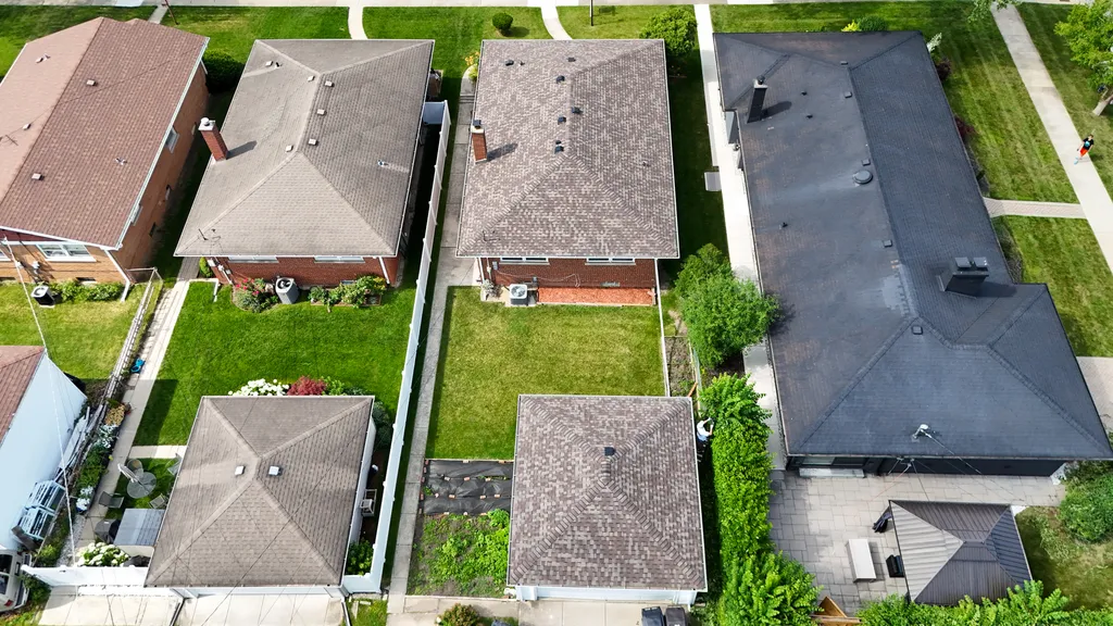 5107 Fairview Lane Skokie IL 60077