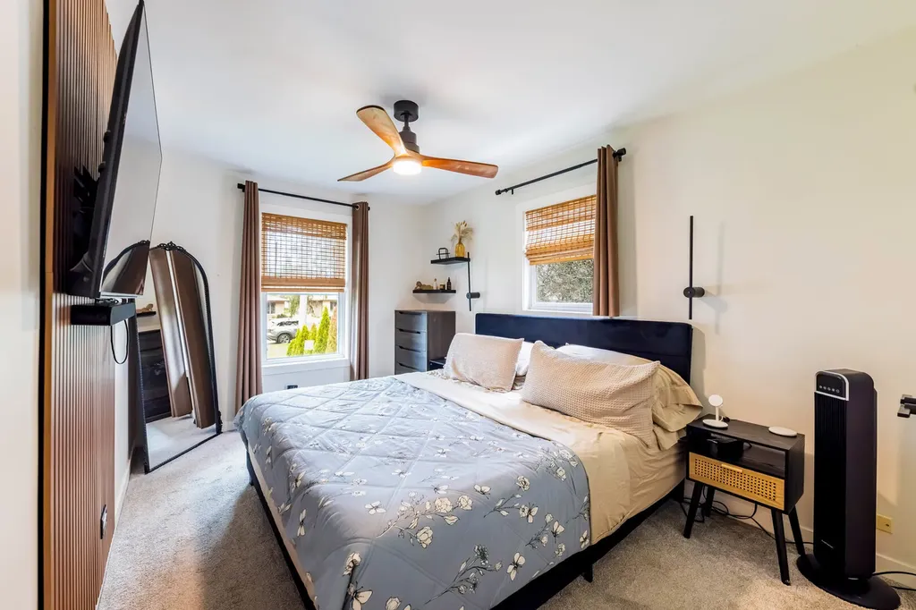 17W667 Lorraine Avenue Addison IL 60101