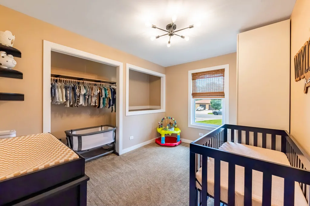 17W667 Lorraine Avenue Addison IL 60101