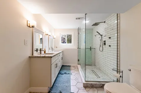 17W667 Lorraine Avenue Addison IL 60101