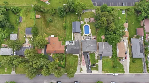 17W667 Lorraine Avenue Addison IL 60101