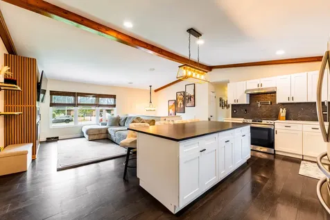 17W667 Lorraine Avenue Addison IL 60101
