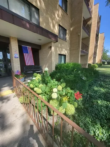 6670 South Brainard Avenue Countryside IL 60525