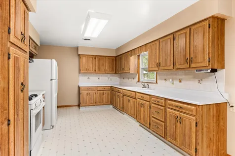 1412 South Jackson Street Streator IL 61364