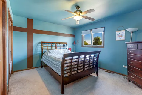16624 Henry Lane Tinley Park IL 60477