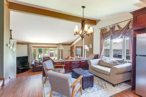 16624 Henry Lane Tinley Park IL 60477