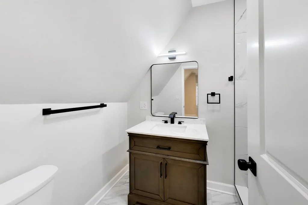 1033 South Claremont Avenue Chicago IL 60612