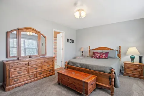 2460 Hartfield Drive Montgomery IL 60538