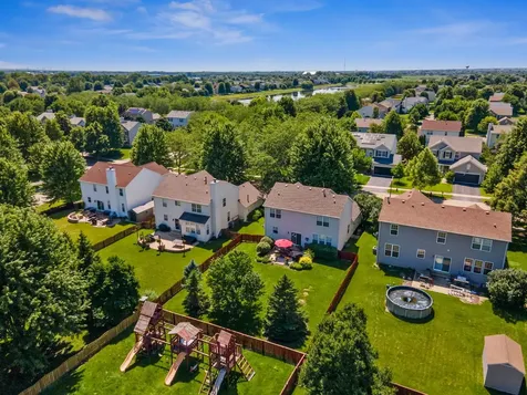 2460 Hartfield Drive Montgomery IL 60538