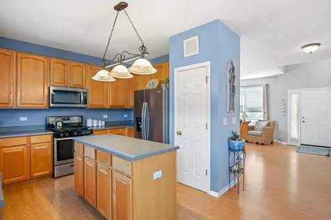 2460 Hartfield Drive Montgomery IL 60538