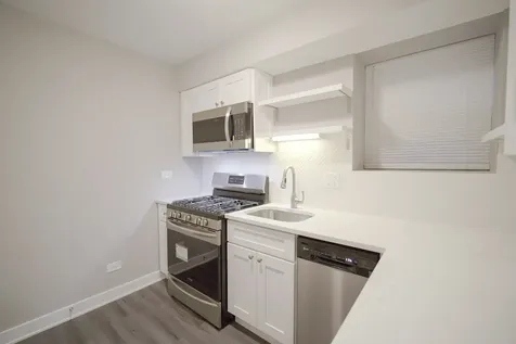 2253 South Whipple Avenue Chicago IL 60623