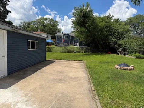 934 South Harvard Avenue Addison IL 60101