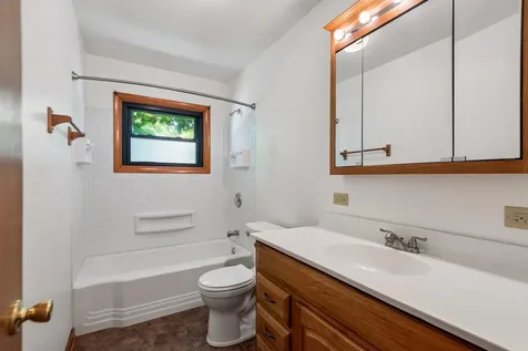 242 North Greenview Avenue Mundelein IL 60060
