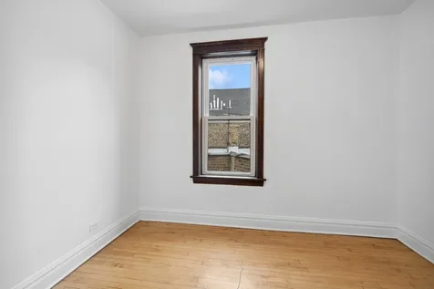 3213 South Lituanica Avenue Chicago IL 60608
