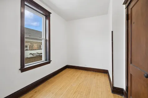 3213 South Lituanica Avenue Chicago IL 60608