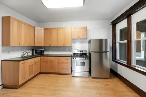 3213 South Lituanica Avenue Chicago IL 60608