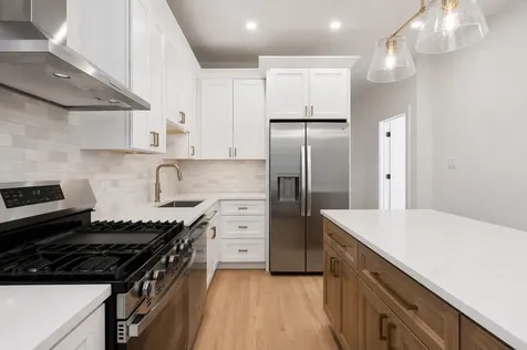 848 West George Street Chicago IL 60657