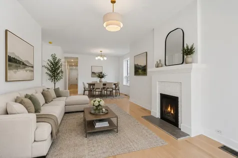 848 West George Street Chicago IL 60657