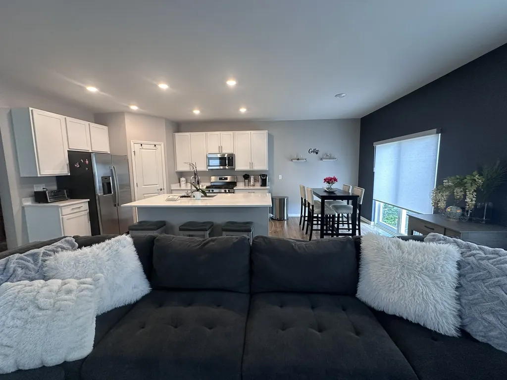 16037 South Moss Court Plainfield IL 60586