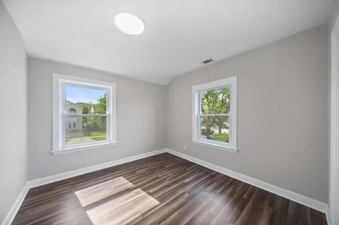 6711 North Monticello Avenue Lincolnwood IL 60712